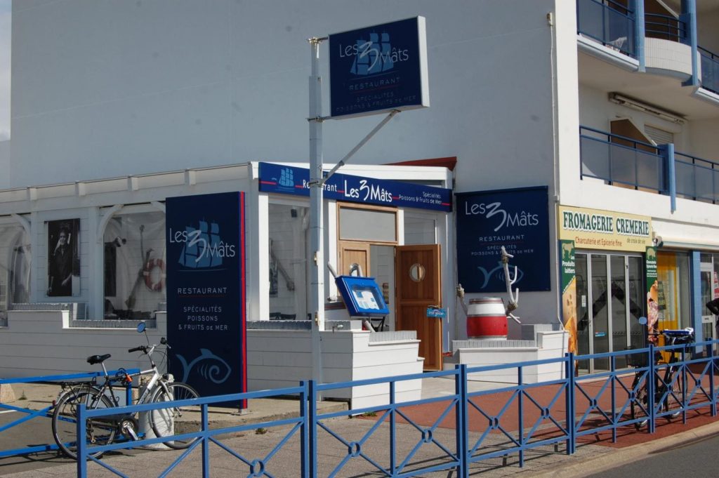 SARL PUBLICITE CABANETOS Publicite Saint Gilles Croix De Vie Realisation 13