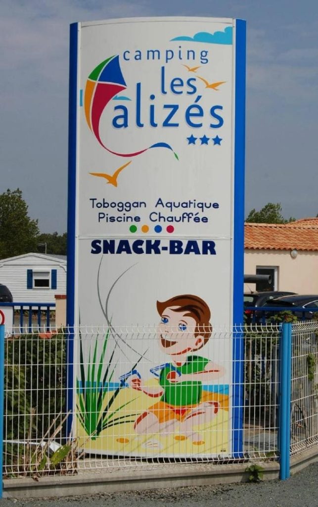 SARL PUBLICITE CABANETOS Publicite Saint Gilles Croix De Vie Realisation 3 1