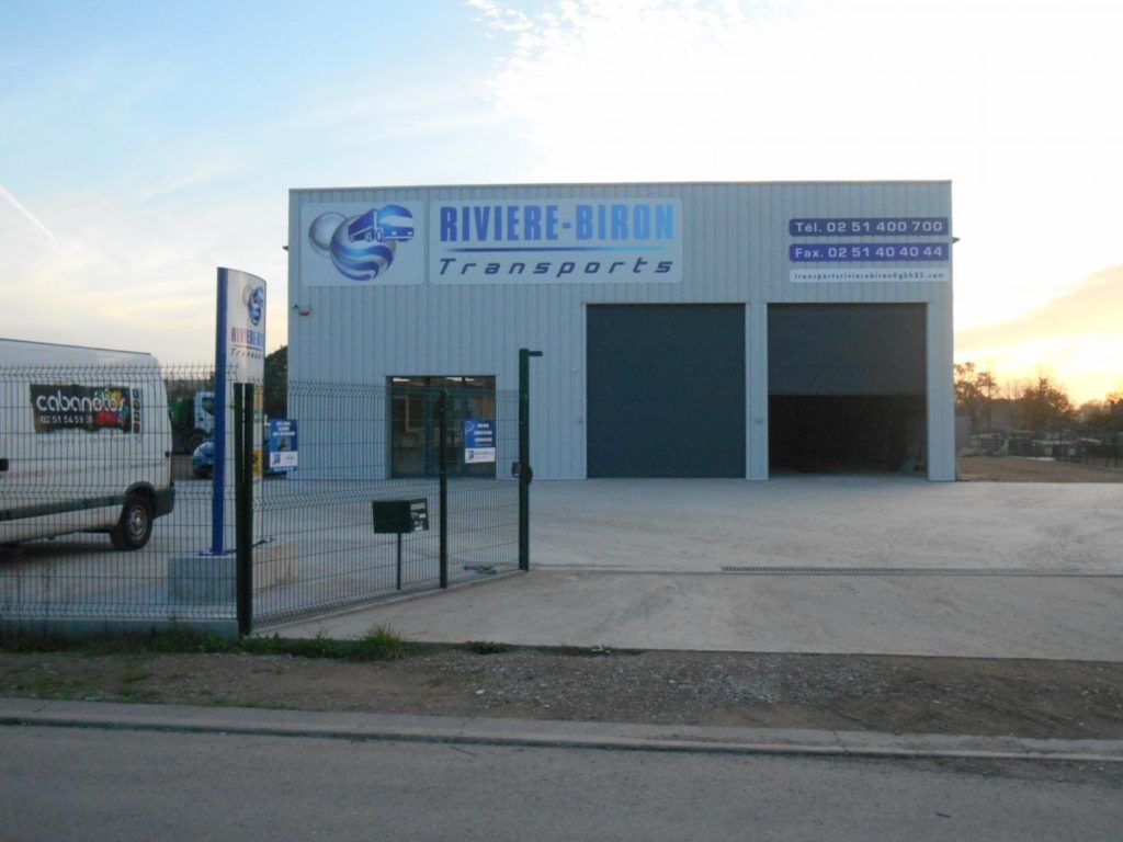 SARL PUBLICITE CABANETOS Publicite Saint Gilles Croix De Vie Realisation 3