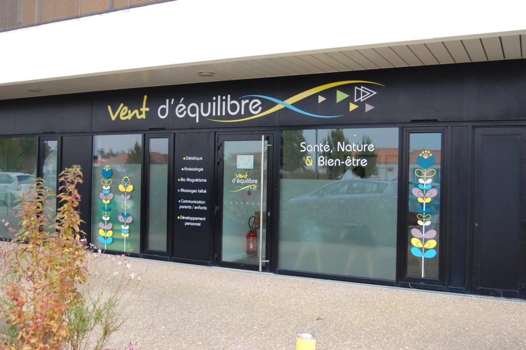 SARL PUBLICITE CABANETOS Publicite Saint Gilles Croix De Vie Realisation 6